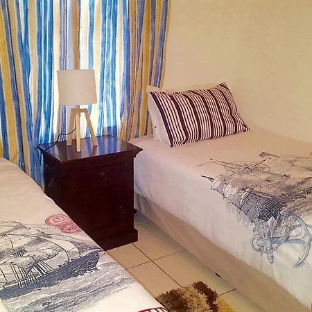 Hermanus Beach Club Apt 186 & 208 Appartement Buitenkant foto