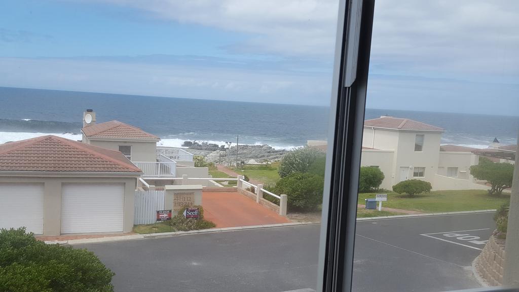 Hermanus Beach Club Apt 186 & 208 Appartement Buitenkant foto